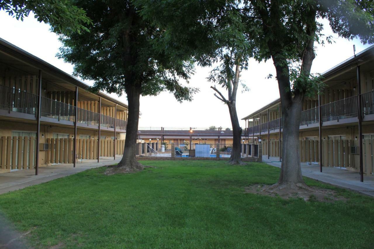 Menifee Inn Екстер'єр фото